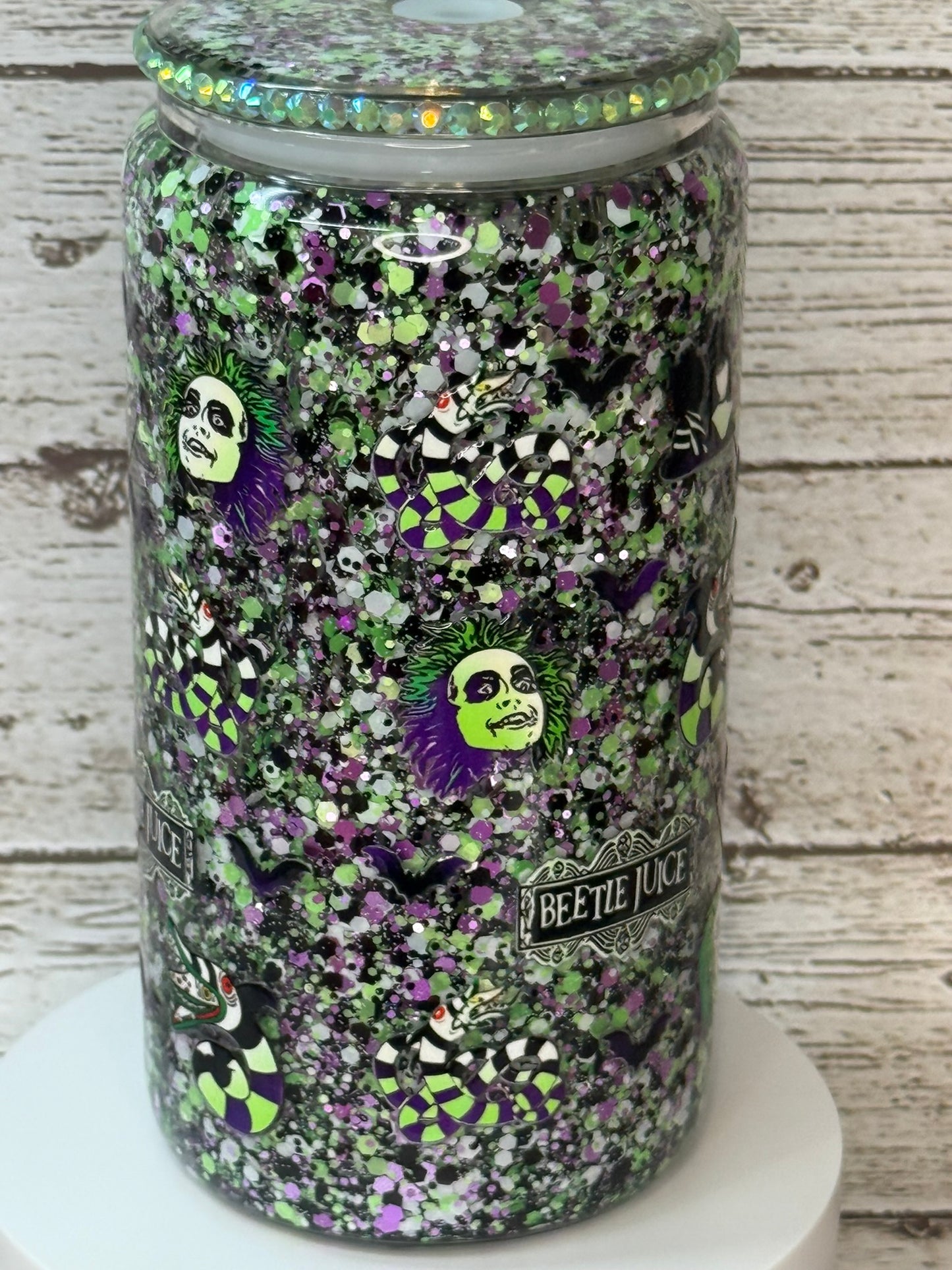 Beetlejuice Glitter Glass Cup 👻💚🖤