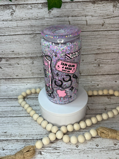 🩷🔪 True Crime Queen – Glitter Snow Globe Glass Cup